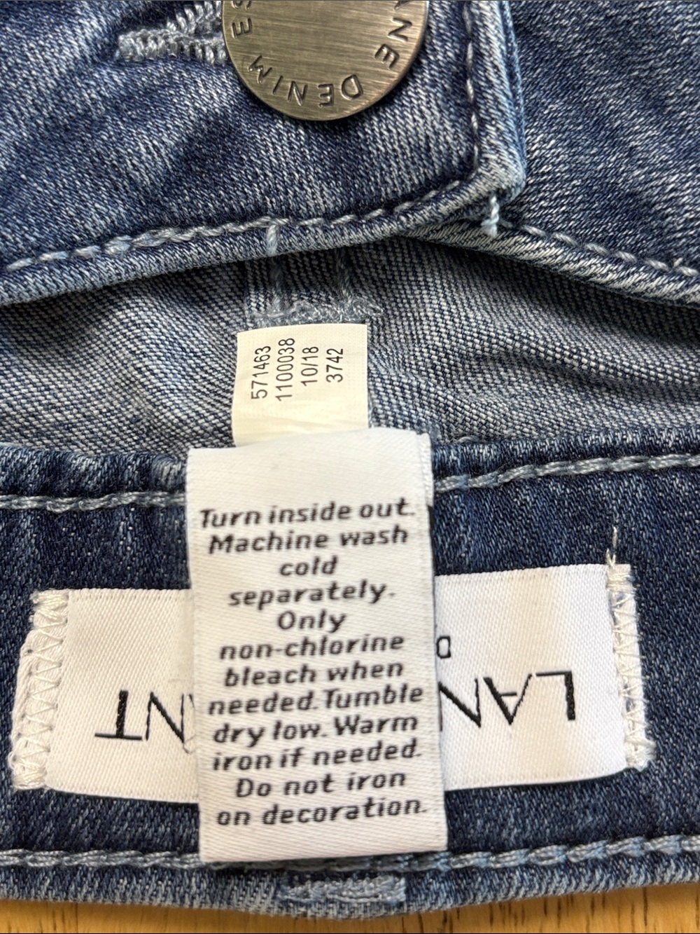 NWT Lane Bryant Plus Size 16 Floral Applique Embroidered Skinny Jeans Cropped - Picture 4 of 8